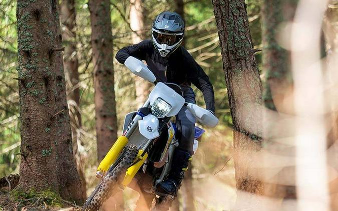 2027 TE 300 - Husqvarna Motorcycles