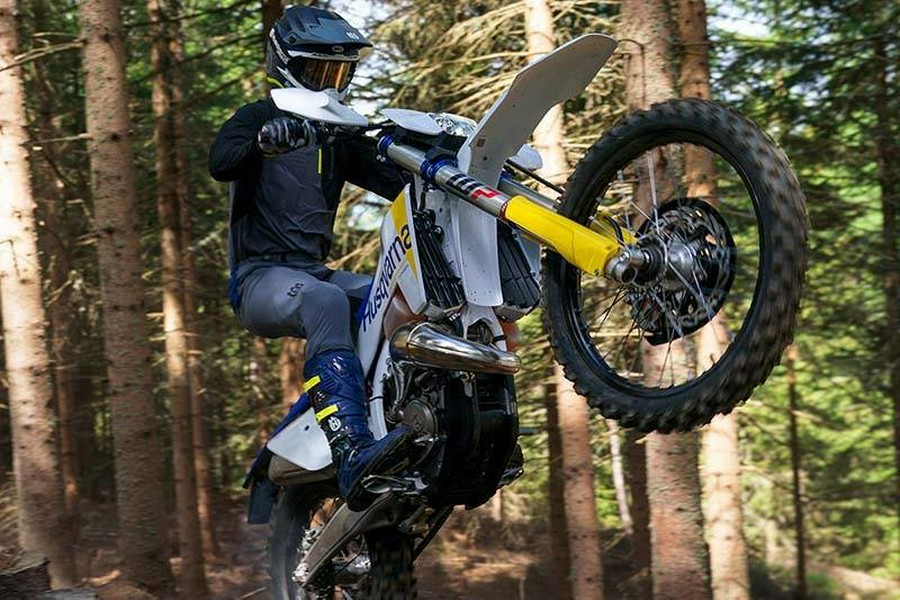 2027 TE 300 - Husqvarna Motorcycles