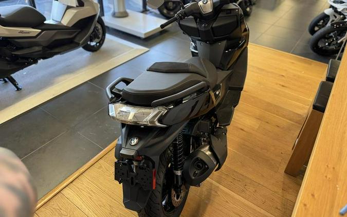 2024 BMW C 400 GT Triple Black