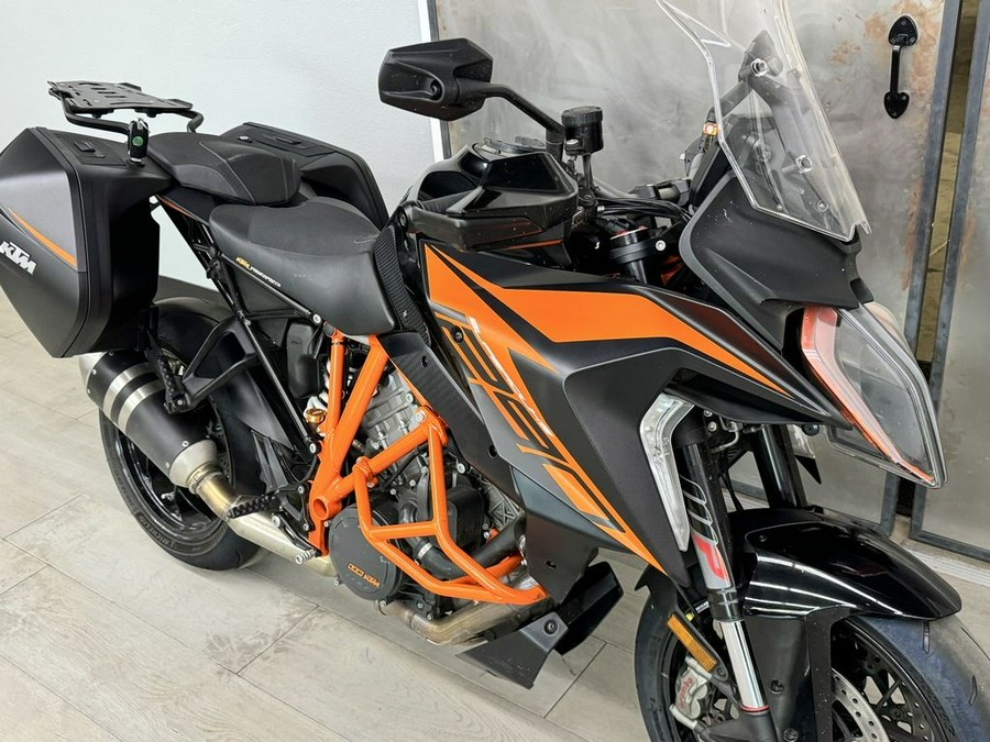 2020 KTM 1290 Super Duke GT