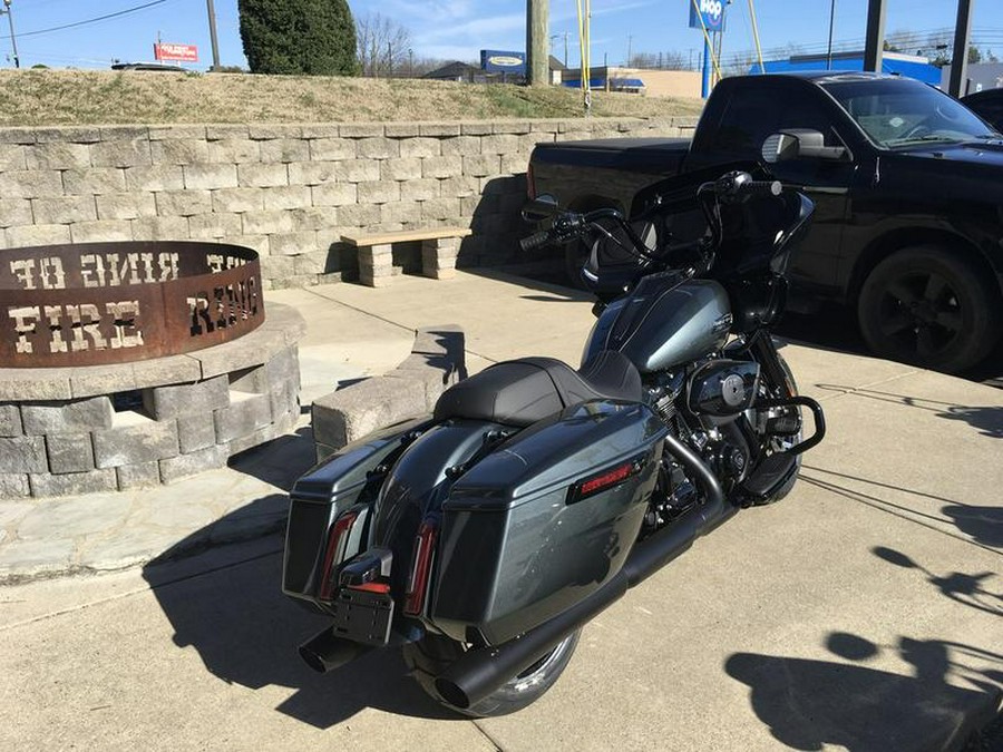 2025 Harley-Davidson® FLTRX - Road Glide®