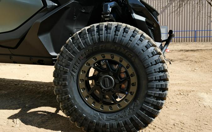 2026 CAN-AM MAVERICK R MAX X RC WITH SMARTSHOX 999T DCT