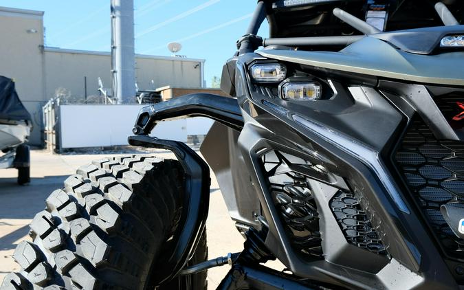 2026 CAN-AM MAVERICK R MAX X RC WITH SMARTSHOX 999T DCT