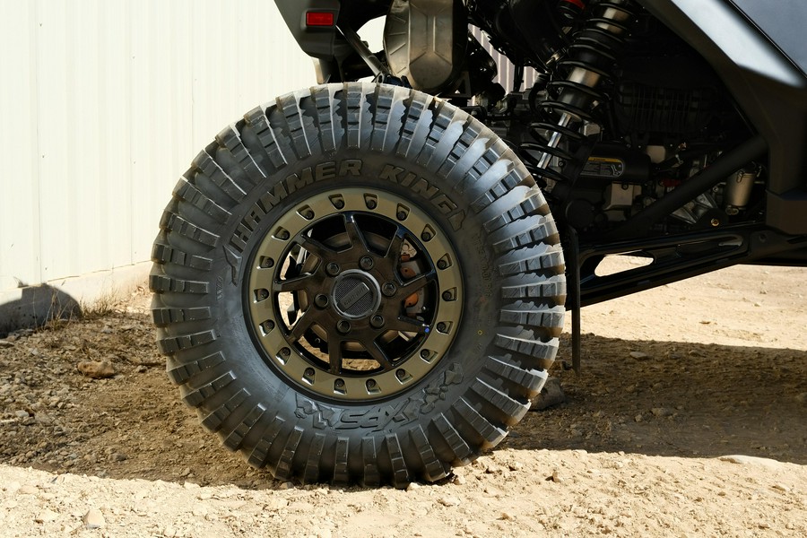 2026 CAN-AM MAVERICK R MAX X RC WITH SMARTSHOX 999T DCT