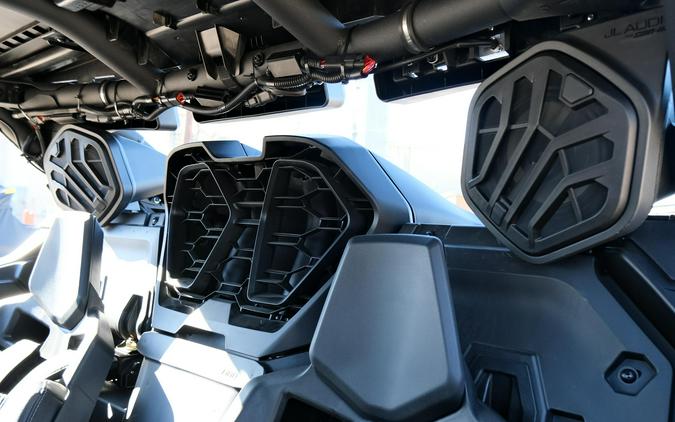 2026 CAN-AM MAVERICK R MAX X RC WITH SMARTSHOX 999T DCT