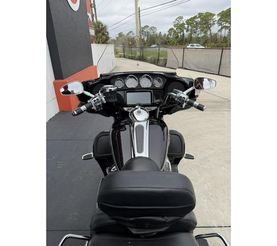 2020 Harley-Davidson® FLHTCUTGSE - CVO™ Tri Glide®