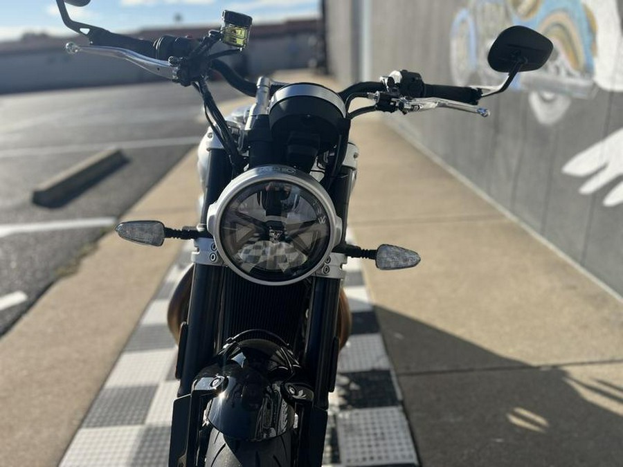 2025 Triumph Speed Twin 1200 Aluminum Silver