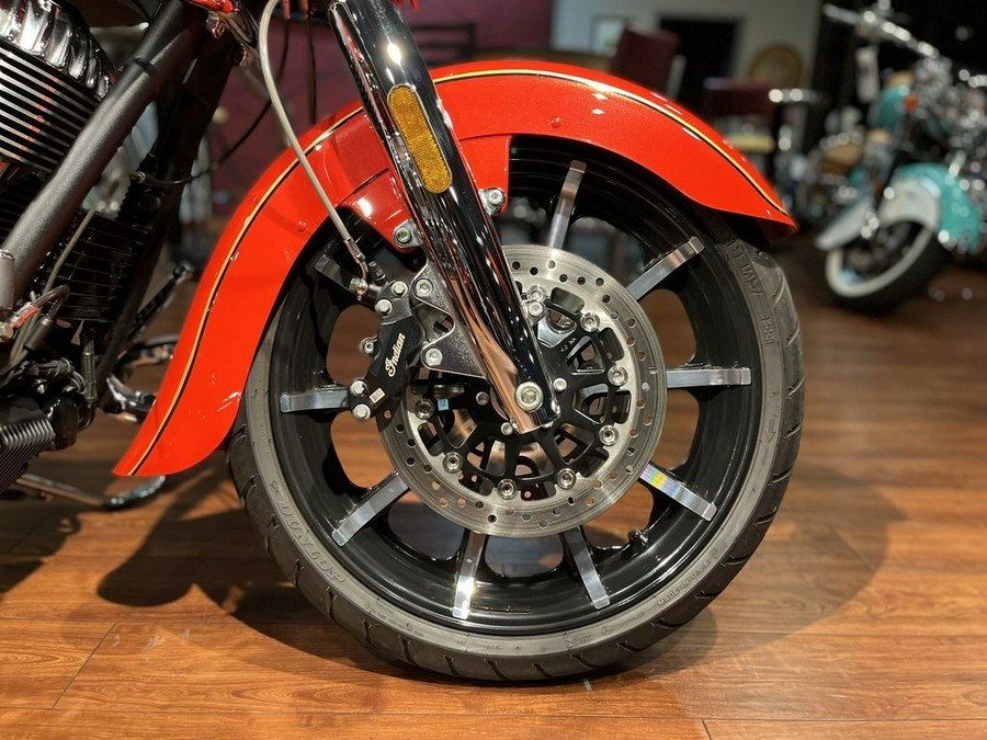 2017 Indian Motorcycle® Chieftain® Limited Wildfire Red over Thunder Black