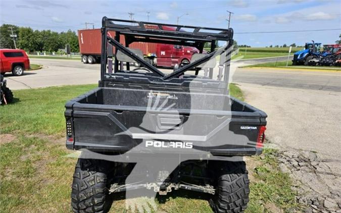 2015 Polaris® RANGER CREW 900-6