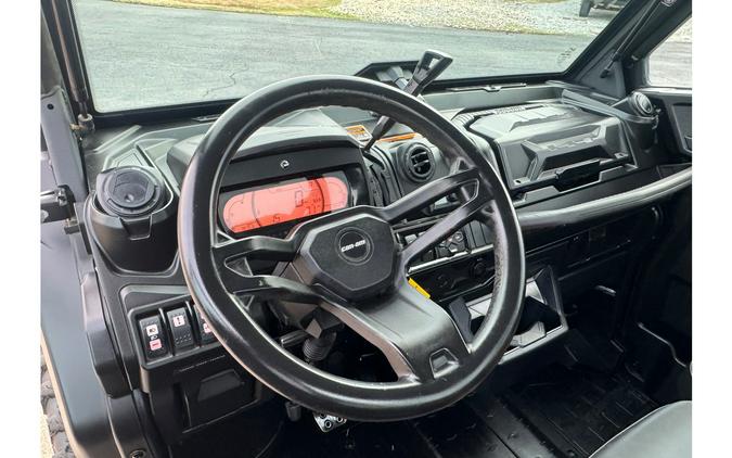 2023 Can-Am DEFENDER LIMITED HD10