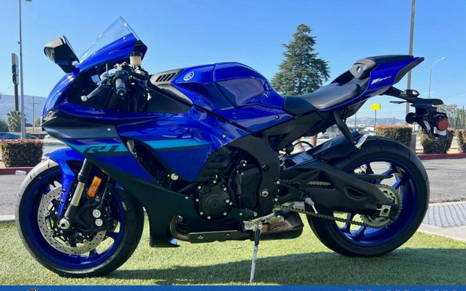 2024 Yamaha YZF-R1