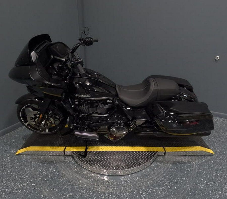 2024 Harley-Davidson® FLTRX - Road Glide®