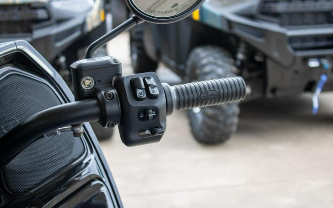 2024 INDIAN MOTORCYCLE INDIAN CHALLENGER DARK HORSE