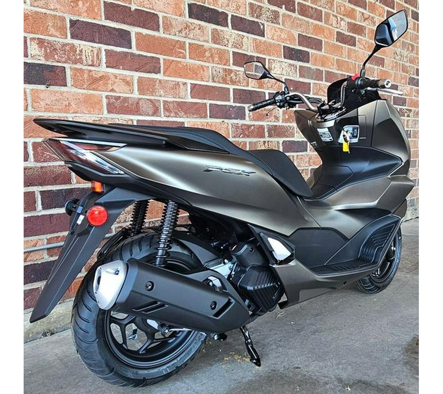 2024 Honda® PCX