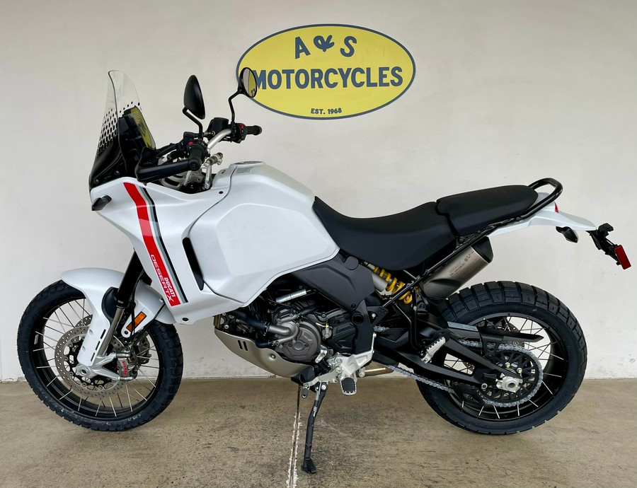 2026 Ducati DESERTX 937