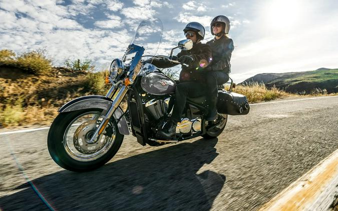 2026 KAWASAKI Vulcan 900 Classic LT Metallic Graphite Gray/Metallic Spark Black - KA076061