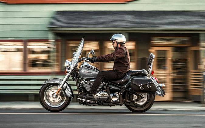 2026 KAWASAKI Vulcan 900 Classic LT Metallic Graphite Gray/Metallic Spark Black - KA076061