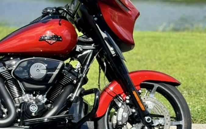 2025 Harley-Davidson FLHX - Street Glide