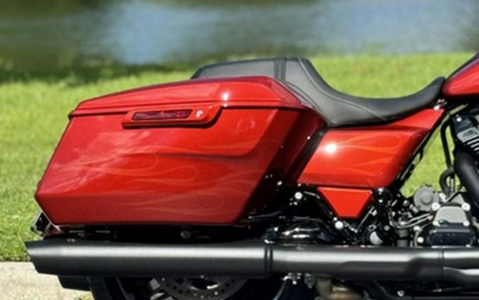 2025 Harley-Davidson FLHX - Street Glide