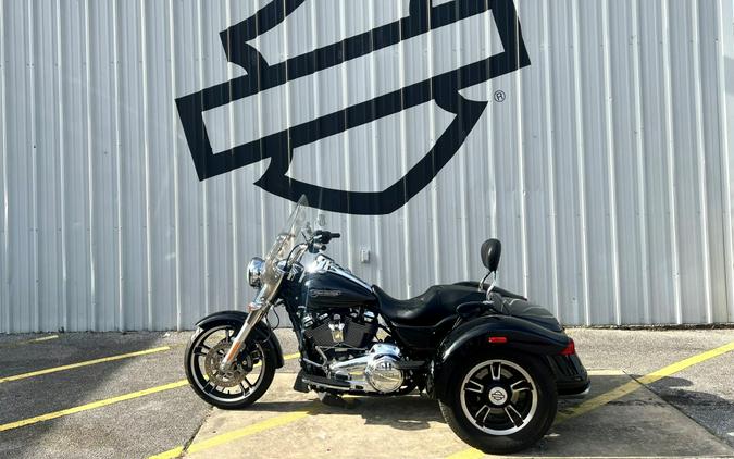 2021 Harley-Davidson® Freewheeler® Vivid Black