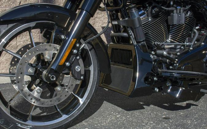 2026 Harley-Davidson® FLTRT - Road Glide® 3