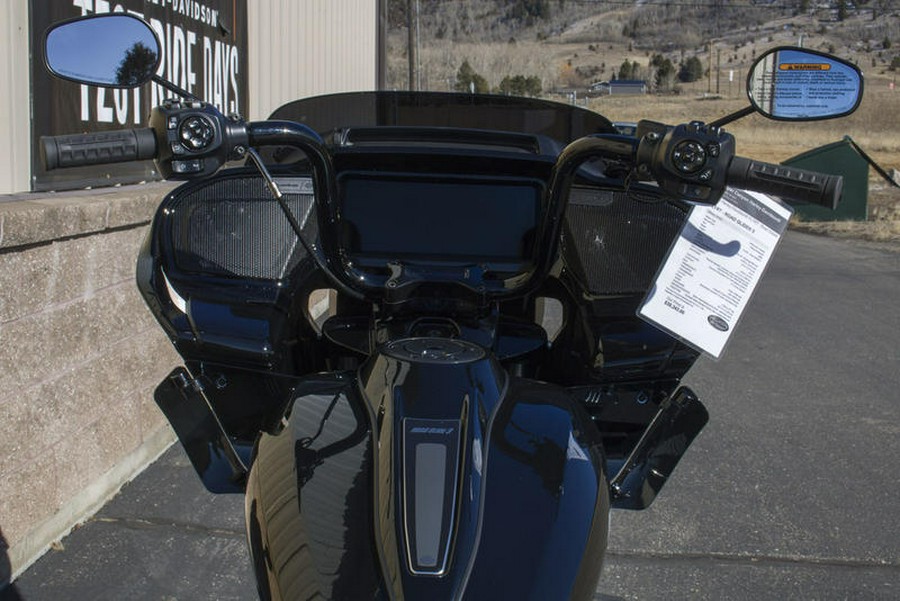 2026 Harley-Davidson® FLTRT - Road Glide® 3