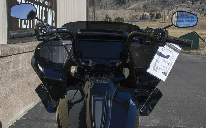 2026 Harley-Davidson® FLTRT - Road Glide® 3