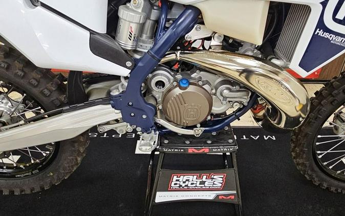 2022 Husqvarna® TX 300i