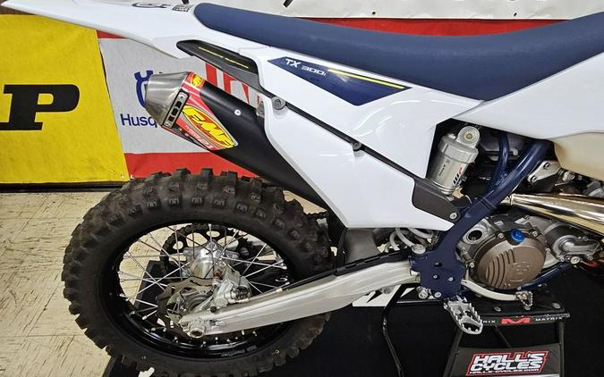 2022 Husqvarna® TX 300i
