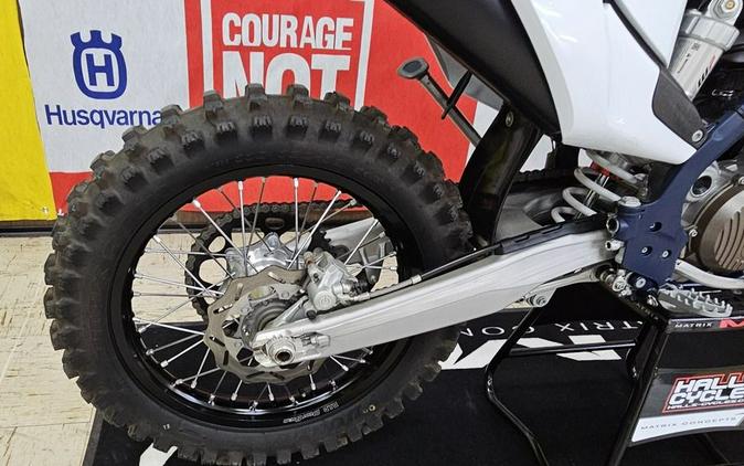 2022 Husqvarna® TX 300i