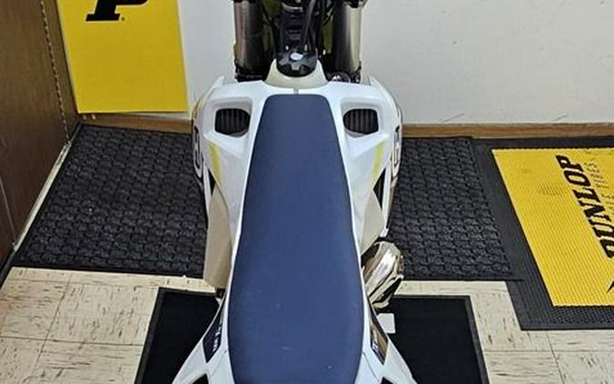 2022 Husqvarna® TX 300i