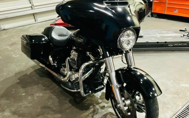 2016 Street Glide - Harley-Davidson®
