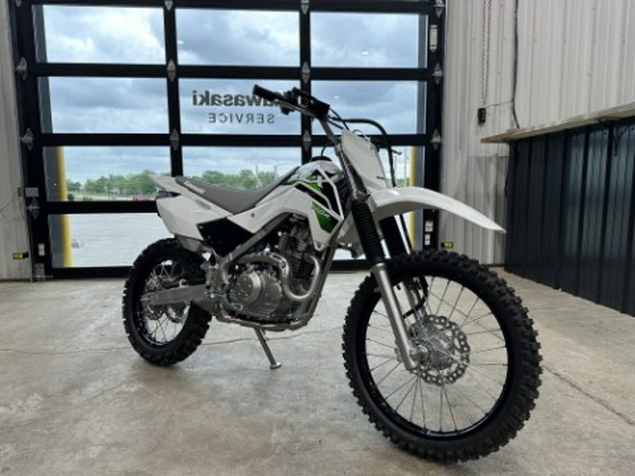 2027 Kawasaki KLX®140R