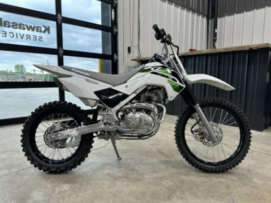 2027 Kawasaki KLX®140R