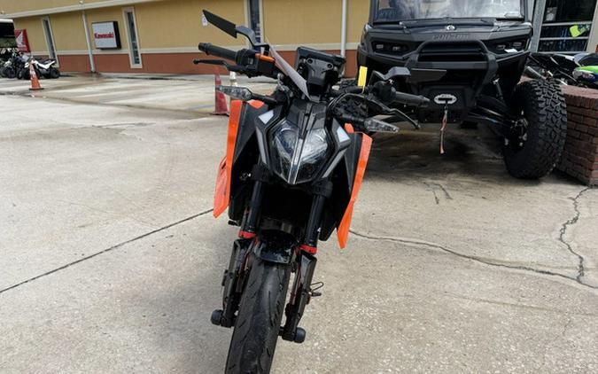 2024 KTM Duke 390