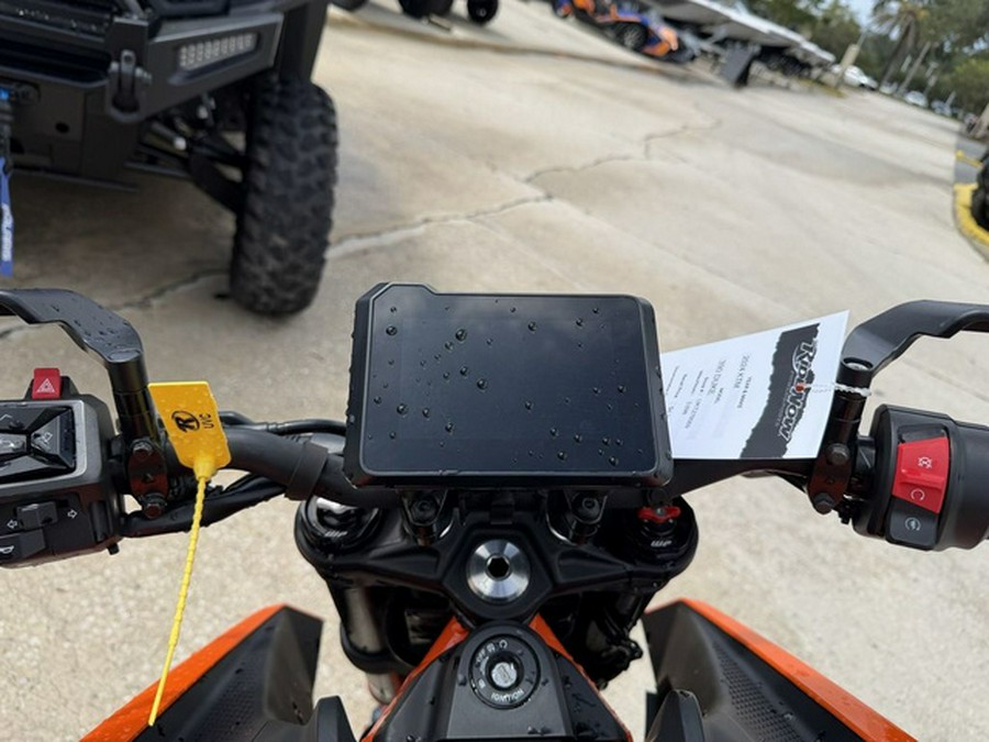 2024 KTM Duke 390