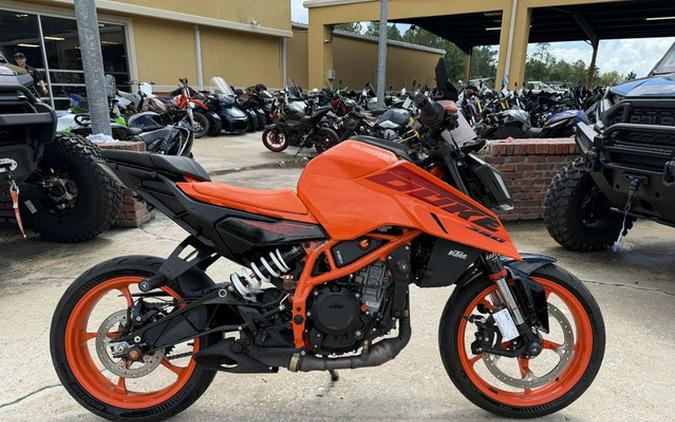 2024 KTM Duke 390