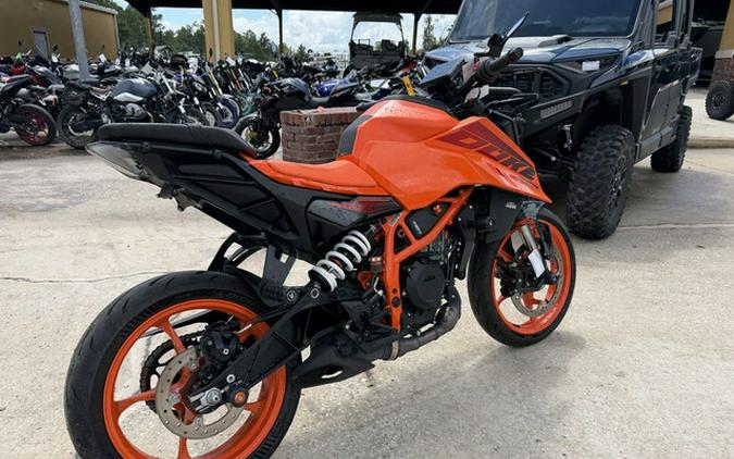 2024 KTM Duke 390