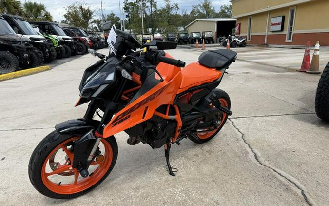 2024 KTM Duke 390