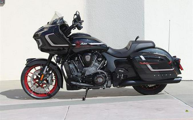 2024 Indian Motorcycle Challenger® Elite