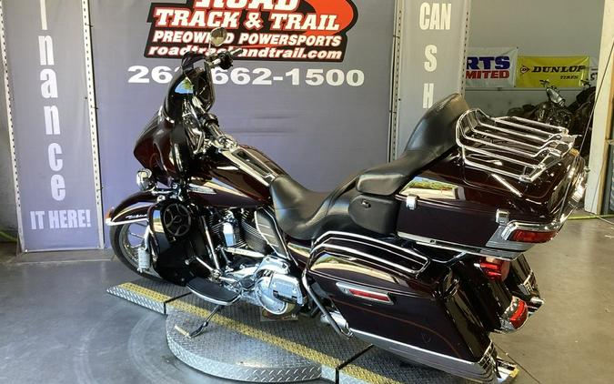 2014 Harley-Davidson® FLHTCU - Electra Glide® Ultra Classic®