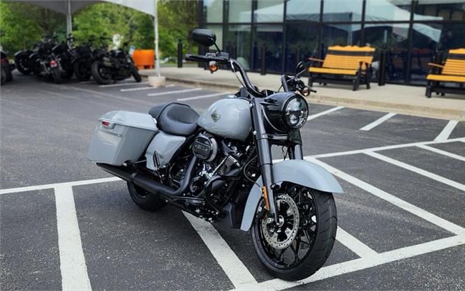 2024 Harley-Davidson Road King Special