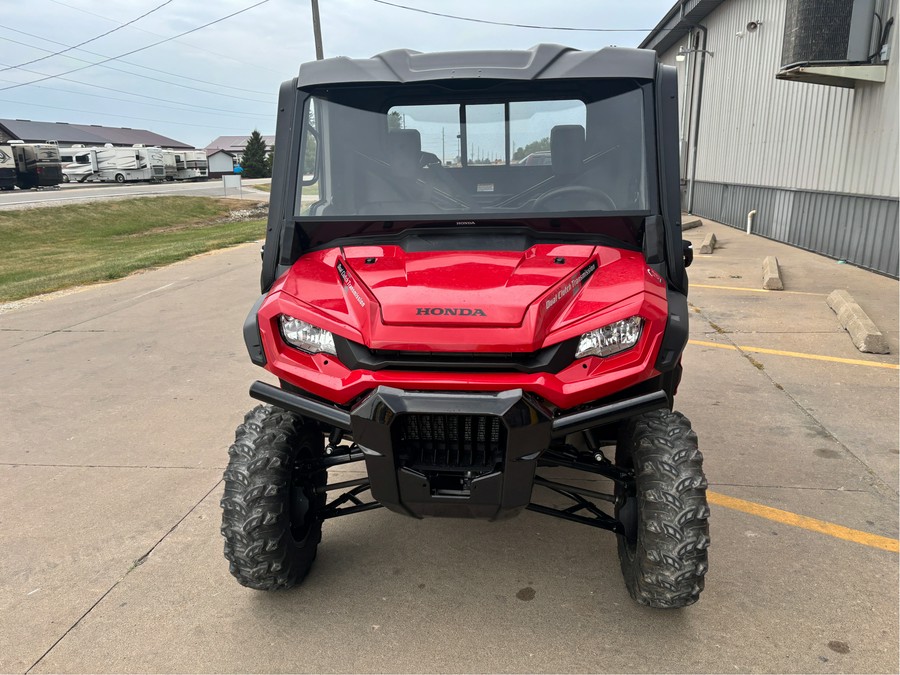 2025 Honda Pioneer 1000 Deluxe