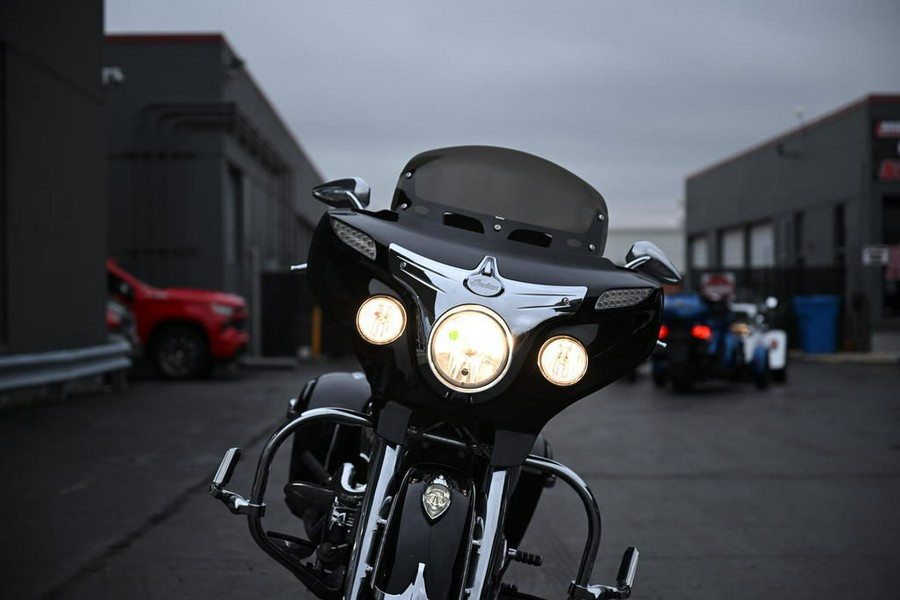 2015 Indian Motorcycle® Chieftain® Thunder Black