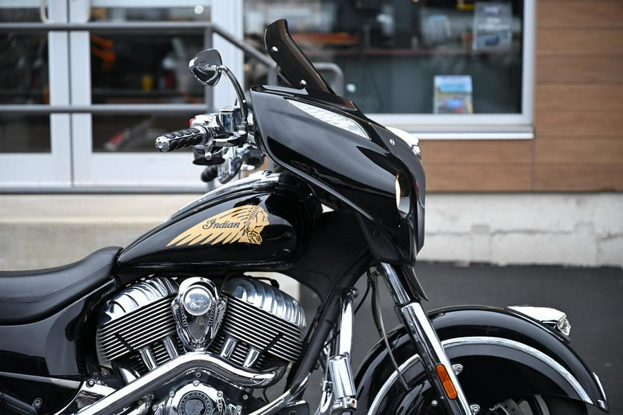 2015 Indian Motorcycle® Chieftain® Thunder Black