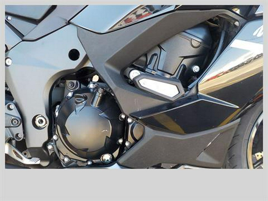 2021 Kawasaki Ninja 1000SX