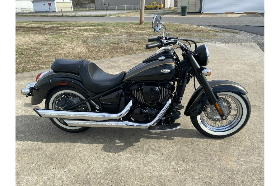 2023 Kawasaki VULCAN 900 CLASSIC