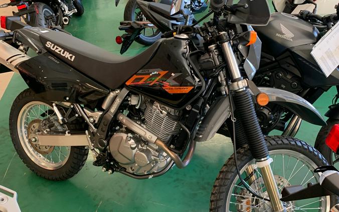 2025 Suzuki DR 650S
