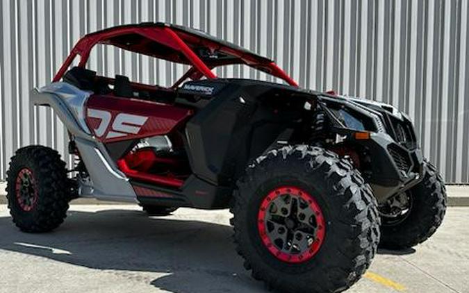 2024 Can-Am Maverick X3 DS Turbo RR Red & Silver