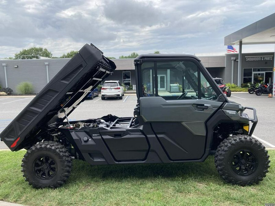 2024 Can-Am® Defender PRO Limited HD10